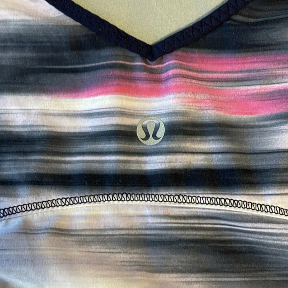 Lululemon Run Split Singlet Tank Top Mirage Deep Indigo Relaxed size 4 - Picture 3 of 5